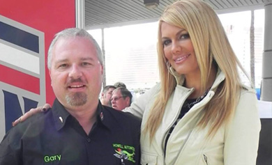 Delegate Howell with automotive media personality Courtney Hansen at the 2013 SEMA Show.
